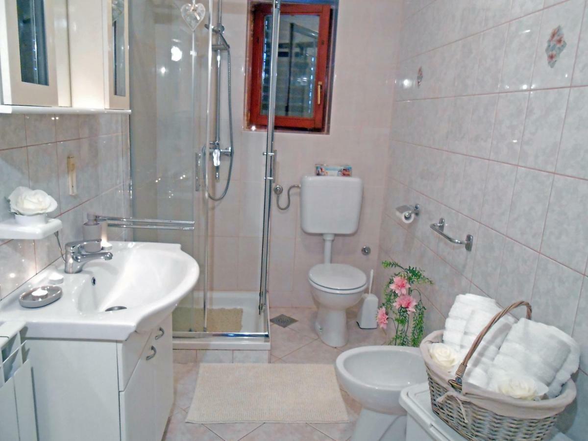 Apartman Mirela Rovinj Exterior foto